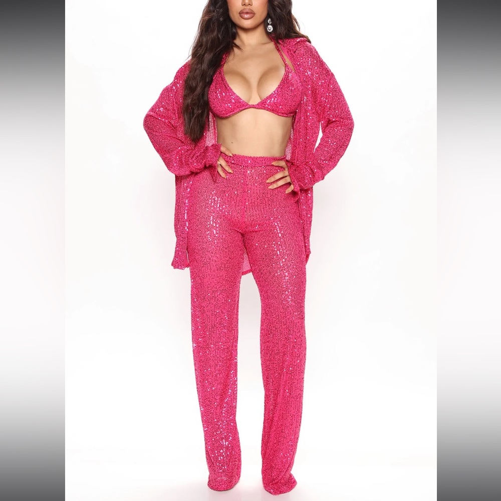 Fashion Nova Pink Sequins 3 Piece Set 💖 perf for Valentine’s Day 💝